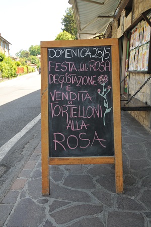 Serramazzoni Città delle Rose Alimentari Scorcioni lavagna tortelloni rosa